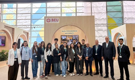Азербайджанские университеты демонстрируют инновации на WUF13