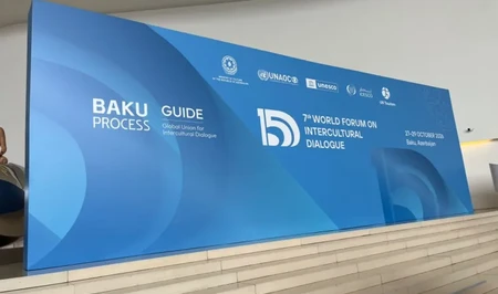 На Всемирном форуме по межкультурному диалогу в Баку обсуждают роль туризма в укреплении мира