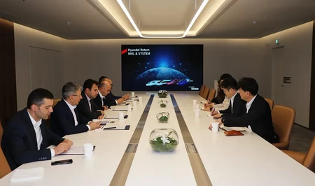 Делегация Бакинского метрополитена посетила завод Hyundai Rotem в Южной Корее