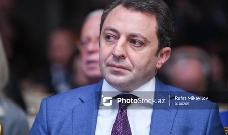 Замглавы МИД Азербайджана высоко оценил решение Казахстана по проекту трансфера «зеленой» энергии