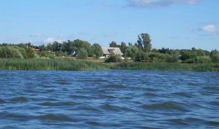 В Геранбойском районе в озере обнаружено тело женщины