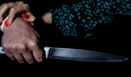 В Хырдалане супруги нанесли друг другу смертельные ножевые ранения