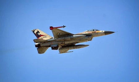 Израильская авиация нанесла удар по пункту гражданской обороны на юге Ливана, есть раненые