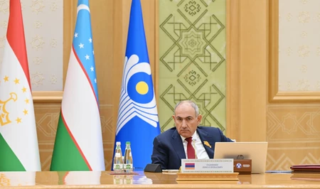 Пашинян: Азербайджанская железная дорога используется для перевозки грузов в Армению