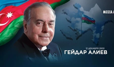 Сегодня - день памяти общенационального лидера Гейдара Алиева