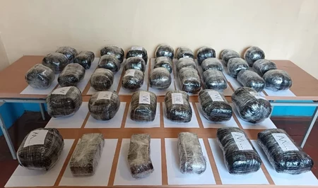 Попытка незаконного ввоза наркотиков пресечена на границе с Ираном