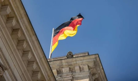 Германия наращивает долги: число банкротств и безработных растет