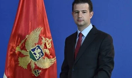 Президент Монтенегро поздравил Ильхама Алиева