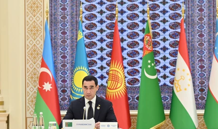 Президент Туркменистана: Растет роль Центральной Азии и Азербайджана как логистических центров