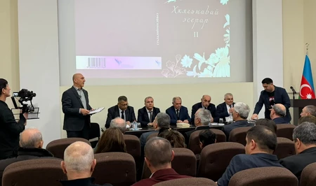 В Гусаре представили легендарный роман «Али и Нино» на лезгинском языке