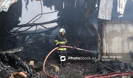 Пожар в ТЦ «Садарак» полностью потушен