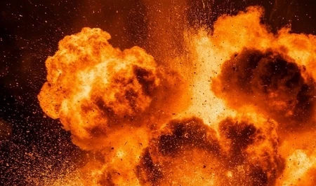 В Татарстане автомобиль врезался в дерево и загорелся - шесть подростков сгорели заживо