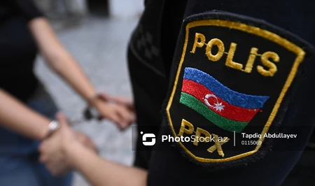 В Баку задержан подозреваемый в ограблении подростка