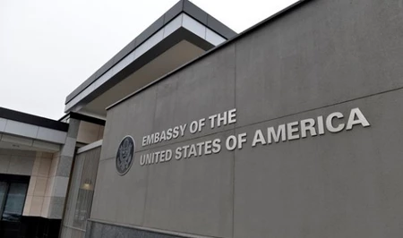 Посольство США в Азербайджане рекомендует своим гражданам немедленно покинуть Иран