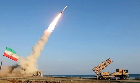 В Иране заявили об ударах по двум военным базам США в Кувейте