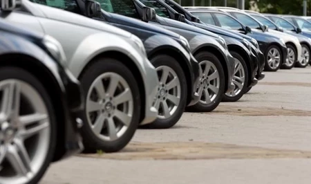 Увеличено количество служебных автомобилей для Минтруда Азербайджана