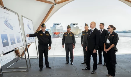 Президент Ильхам Алиев посетил Военно-морские силы
