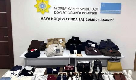 Пассажир рейса Анкара - Баку попался на контрабанде премиальных брендов