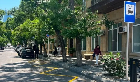 AYNA обустроила дополнительные места для высадки пассажиров у больниц и поликлиник Баку