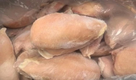 В импортированной из Украины в Азербайджан куриной продукции обнаружена сальмонелла