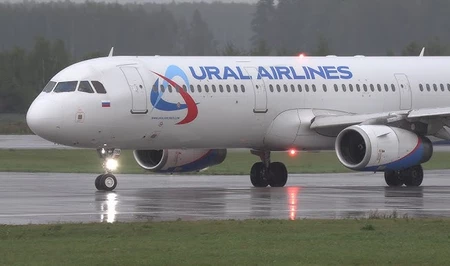 Рейсы Ural Airlines между Россией и Азербайджаном задержаны на часы - ПРИЧИНА